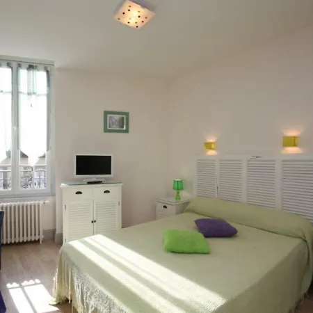 Apartment Mont-dore, 3 Pieces, 5 Personnes - Fr-1-608-25 *